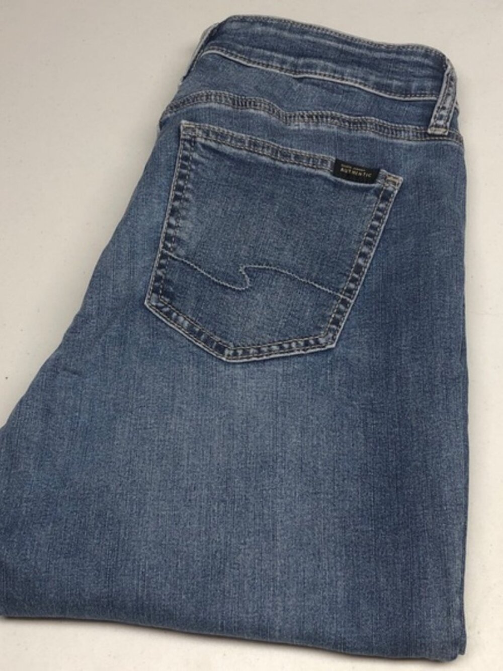 SILVER THE CURVY HIGH SLIM STRAIGHT JEANS 10/30x31 ⭐️